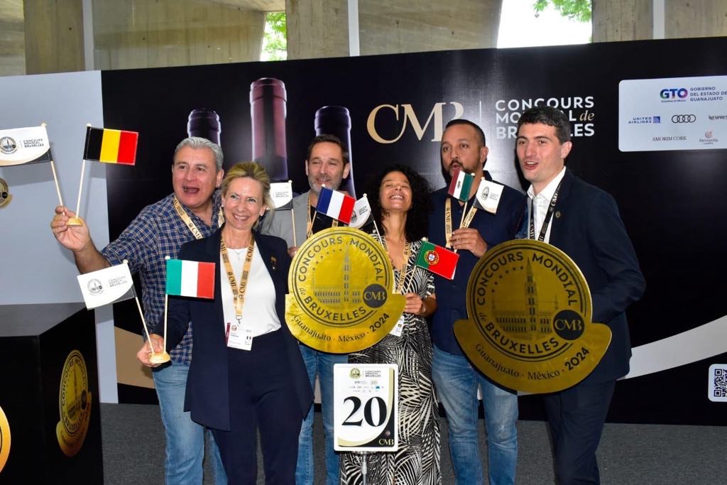 Guanajuato suma otro récord con la copa de vino más grande del mundo