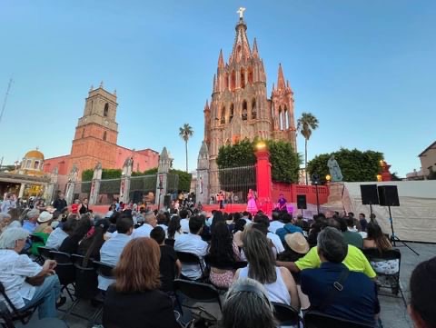 Enriquece cultura primera Feria Internacional del Libro en San Miguel