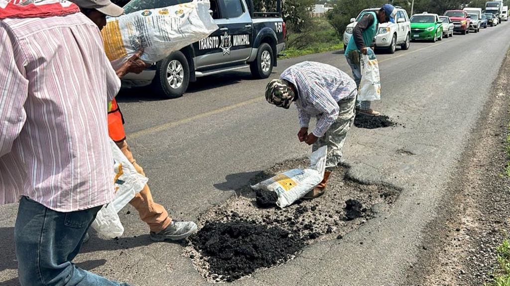 Sigue mejorando el gobierno sanmiguelense, calles y caminos