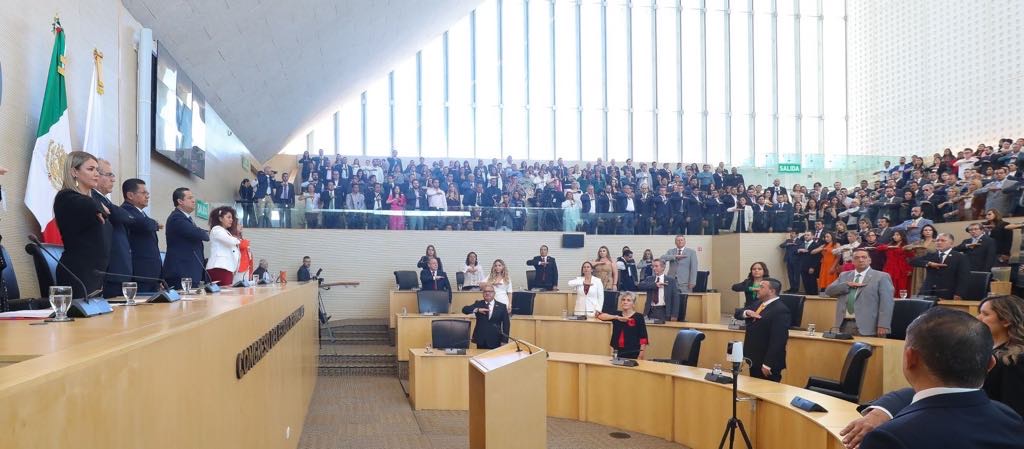 Instalan nuevo Congreso de Guanajuato; nada para nadie