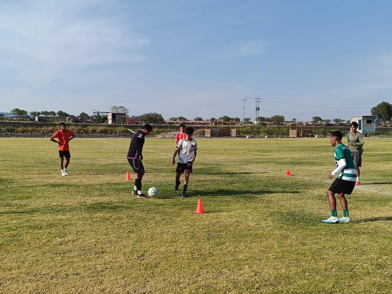 Busca Apaseo el Grande talentos para competir en el fútbol profesional