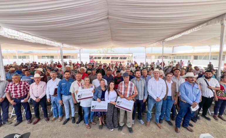 En Celaya 620 Productores Agrícolas, son beneficiados con el programa Fertilizantes del Bienestar 2025