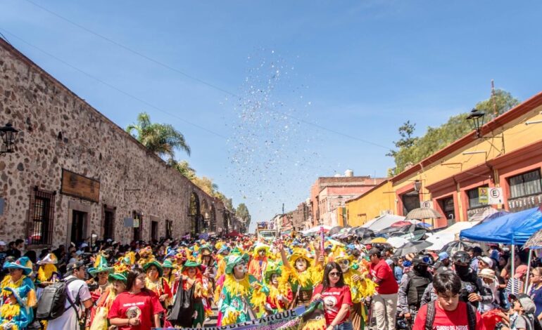 Llegó el día más loco a San Miguel de Allende: Convite de Locos 2025