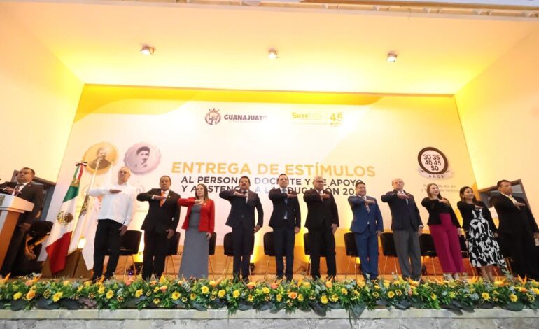 Reconoce Gobierno al SNTE por ser columna vertebral para la educación en Guanajuato