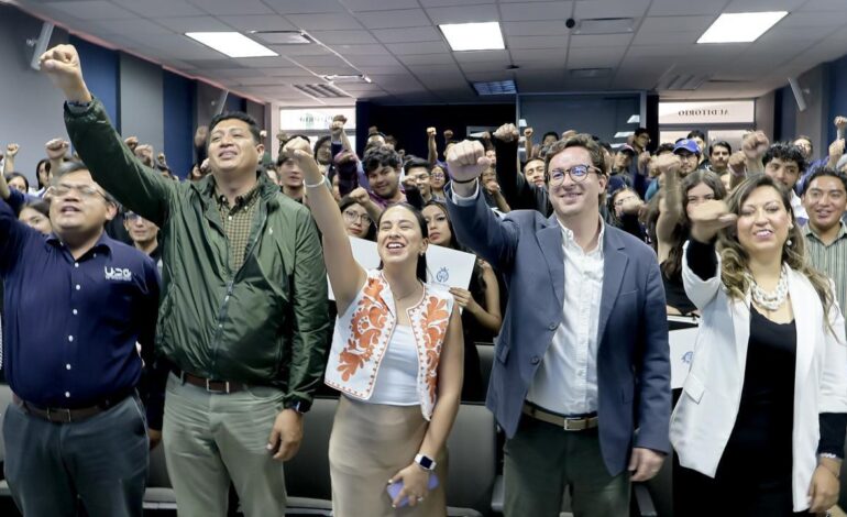 Guanajuato certifica a 297 personas en competencias laborales