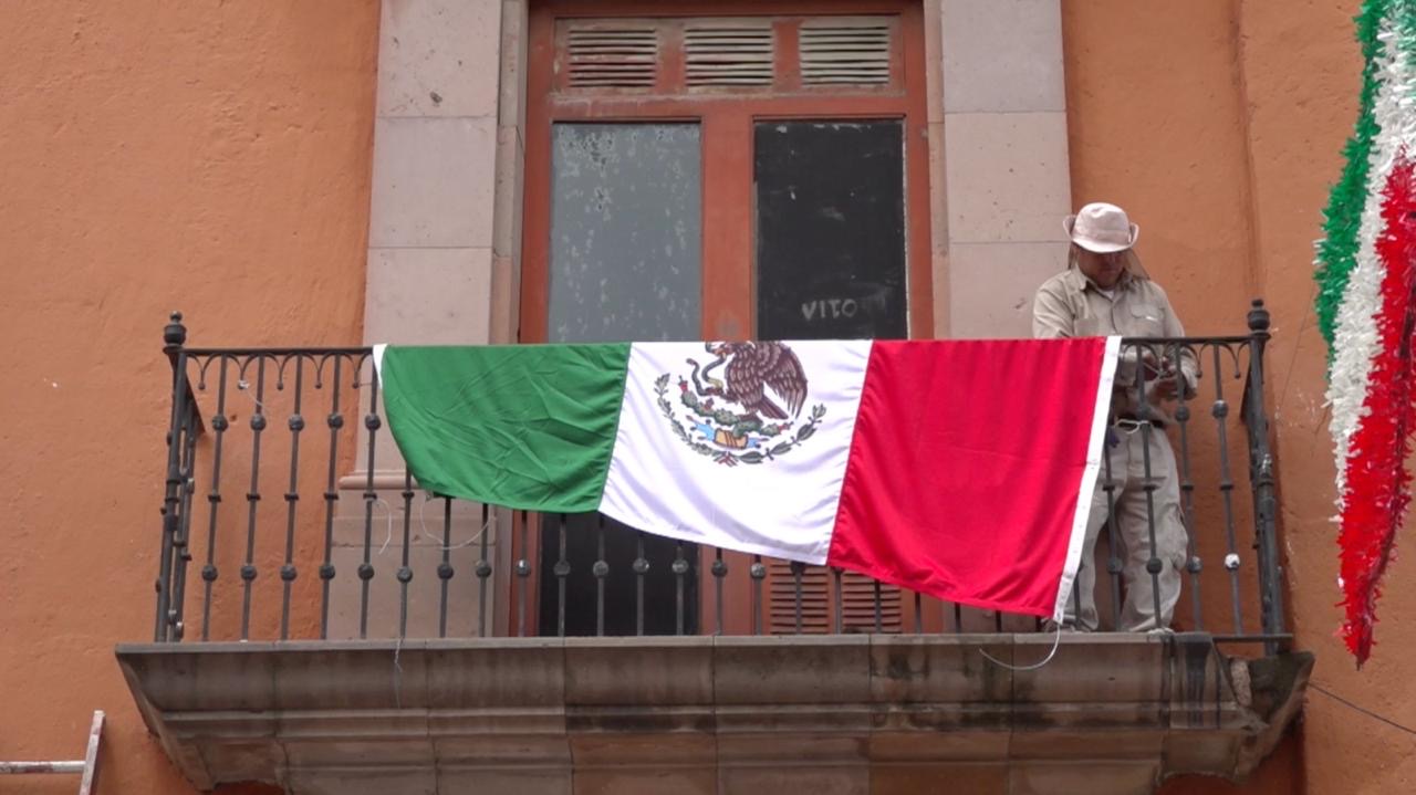 San Miguel de Allende se viste de los colores patrios