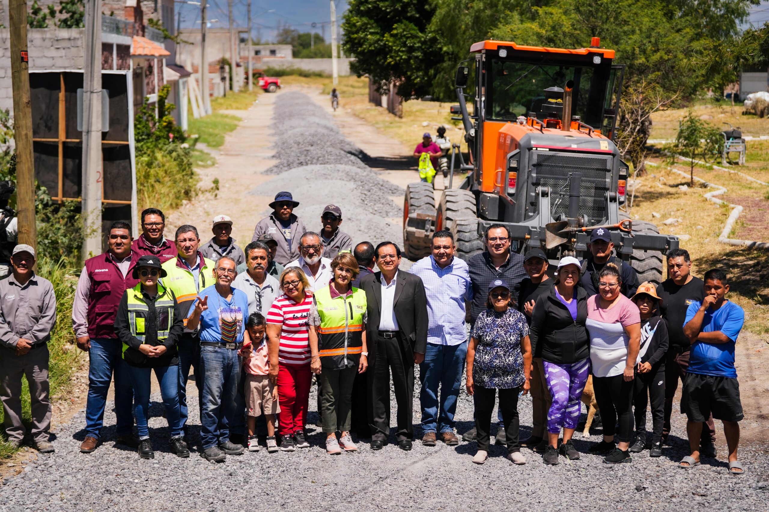 Celaya, pionero en la aplicación de gravacero para arreglar calles y mejorar la vida de miles de familias
