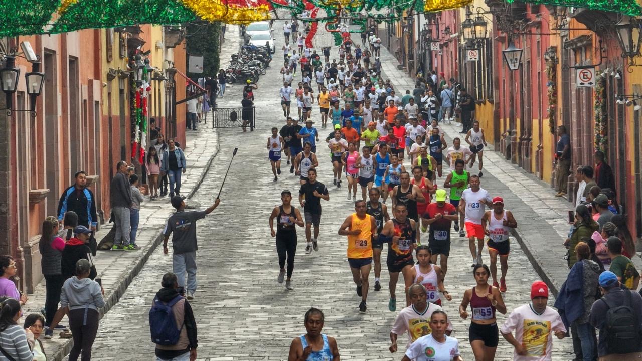 Preservan atletas tradición sanmiguelense