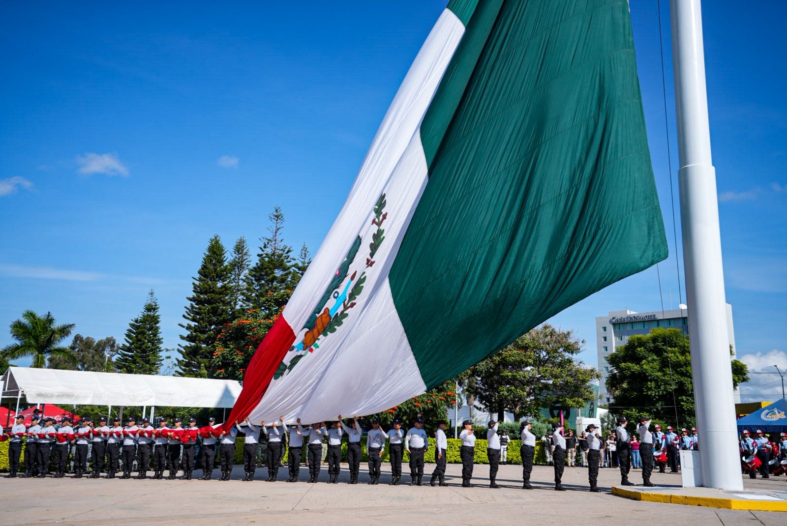 Conmemoran 178 aniversario de la defensa del Castillo de Chapultepec y realizan tradicional exhibición de Bandas de Guerra