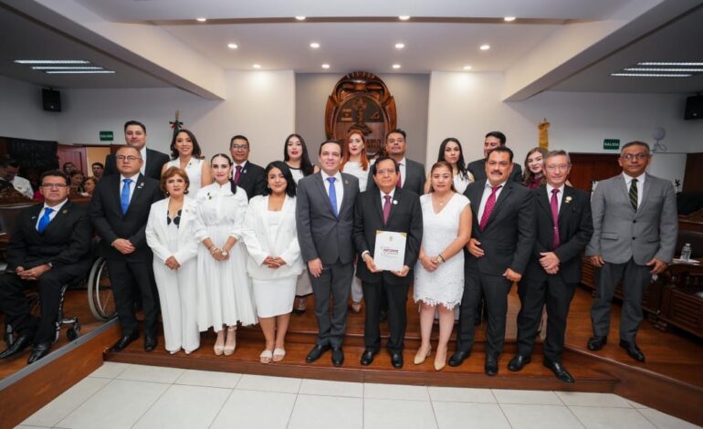 Alcalde Juan Miguel Ramírez rinde Primer Informe de Resultados