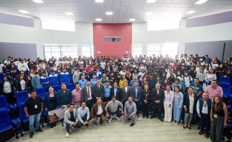 Acercan la ciencia, la innovación y la tecnología a los estudiantes, con el Tianguis de la Ciencia del Tecnológico de Roque