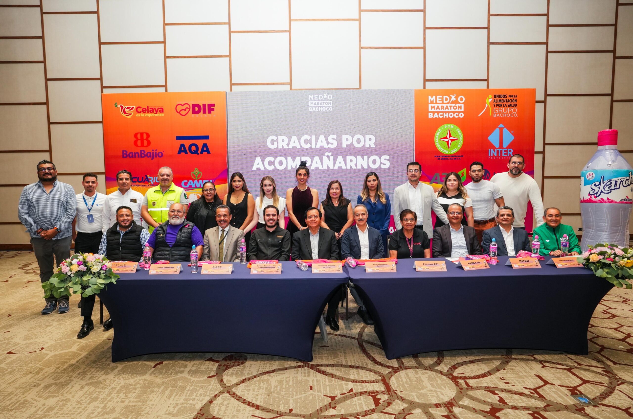 Presentan el 11 Medio Maratón Bachoco con causa, para apoyar los comedores comunitarios del DIF Municipal