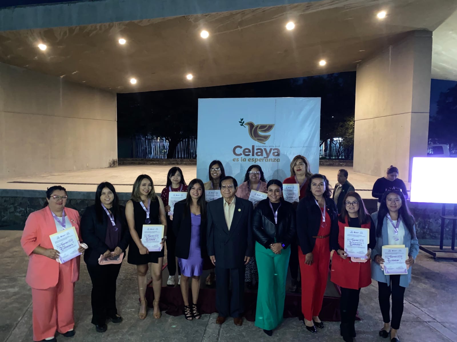 Se gradúan 22 Mujeres Líderes dentro del proyecto “Mujer Líder el Regreso”