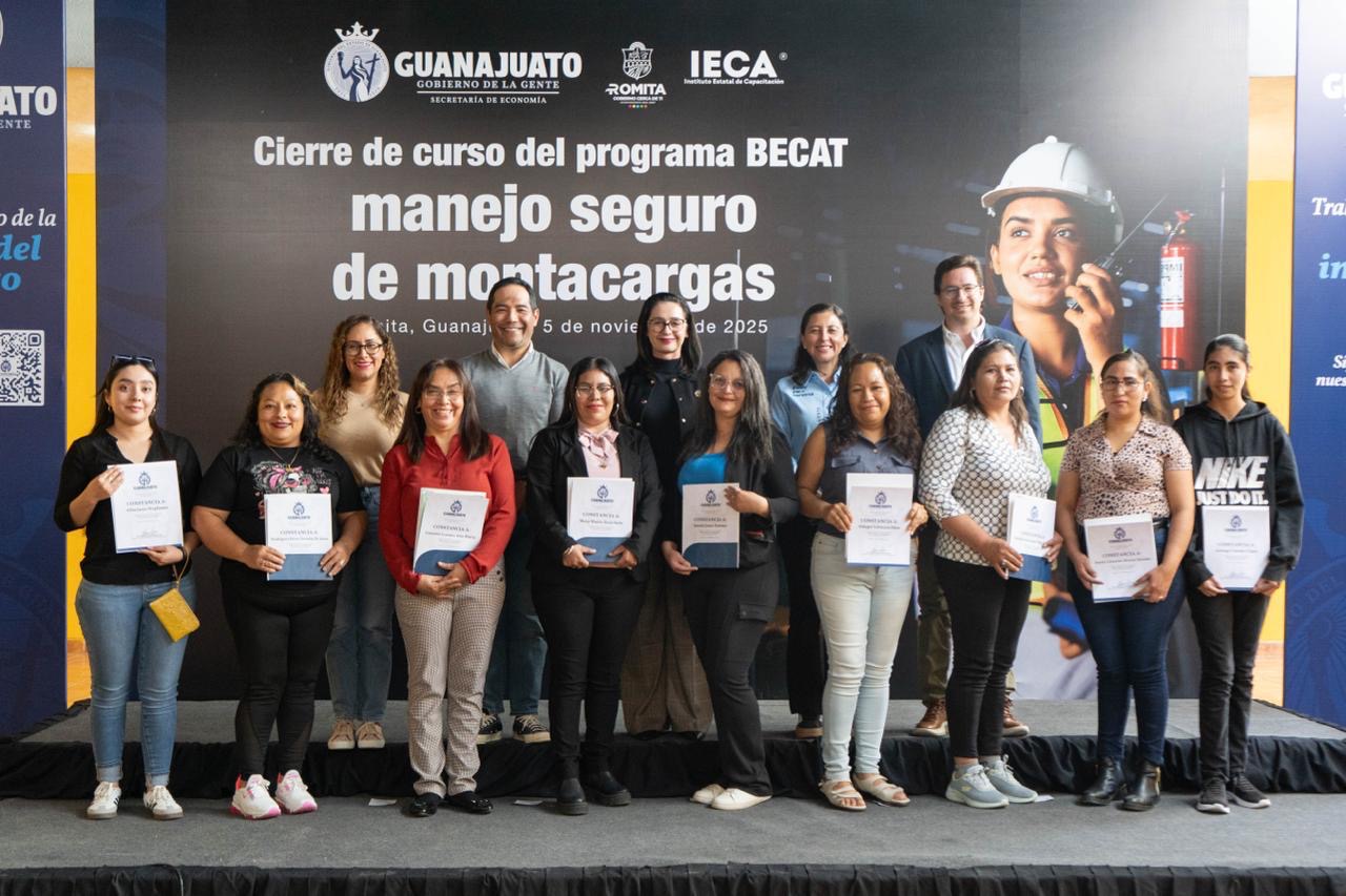 Mujeres de Guanajuato se capacitan en manejo seguro de montacargas