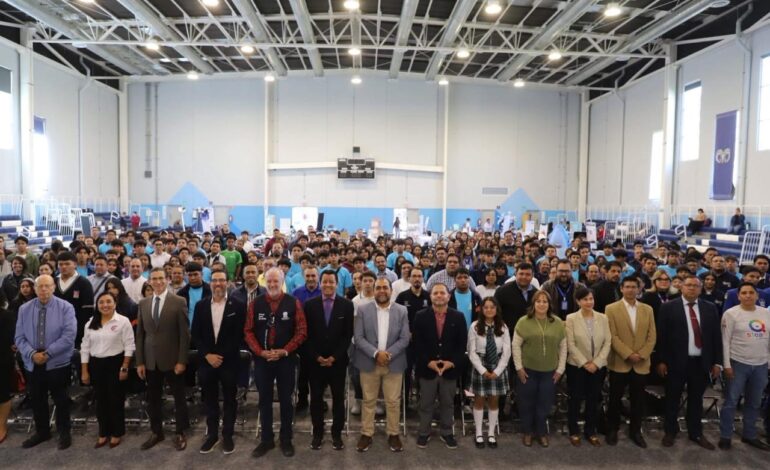 Participación destacada en RoboRAVE y Guanajuato STEAM