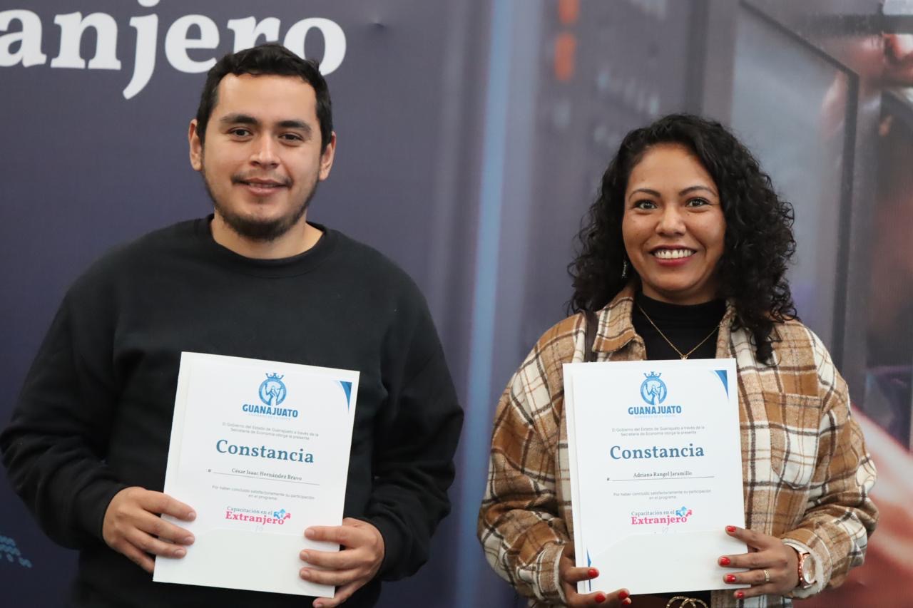 ‘Capacitación en el Extranjero’, impulsa el talento local