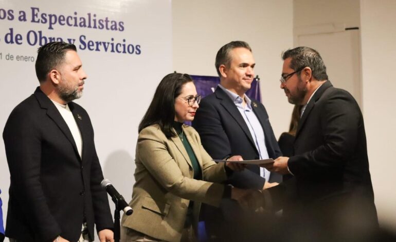Impulsan profesionalización del servicio público con certificación en Ingeniería de Costos de Obra y Servicios