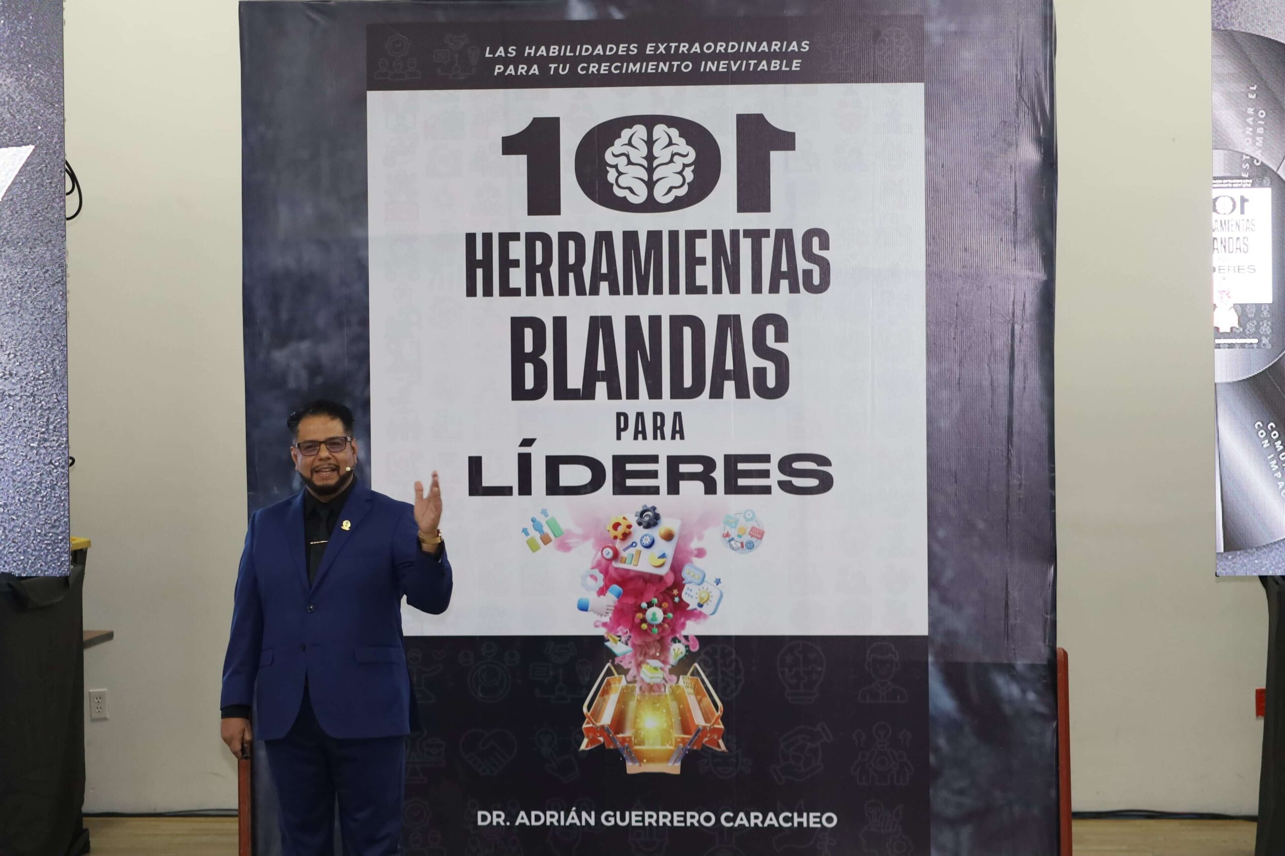 Adrián Guerrero Caracheo presenta con éxito su 2o. libro ‘101 Herramientas Blandas para Líderes’