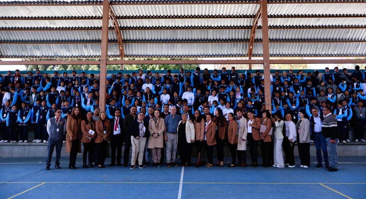 Anuncian apertura de un Bachillerato Integral en Santa Catarina