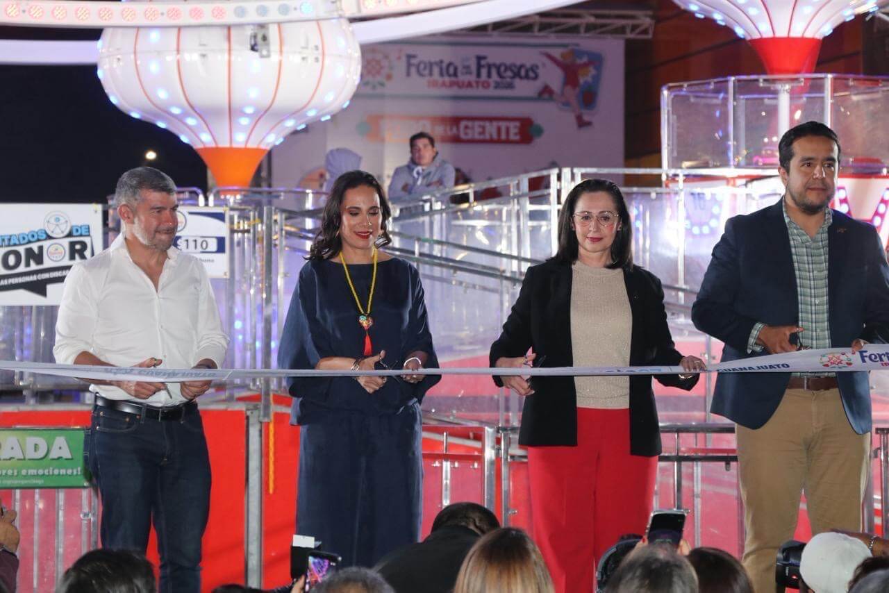 Arranca Feria de las Fresas 2026 en Irapuato 