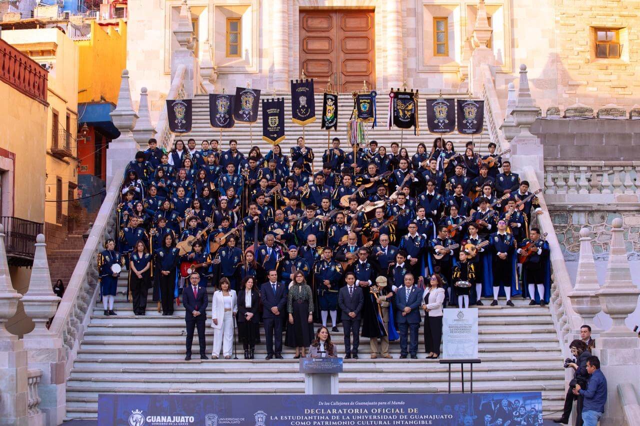 La Estudiantina de la UG ya es Patrimonio Cultural Intangible del Estado de Guanajuato