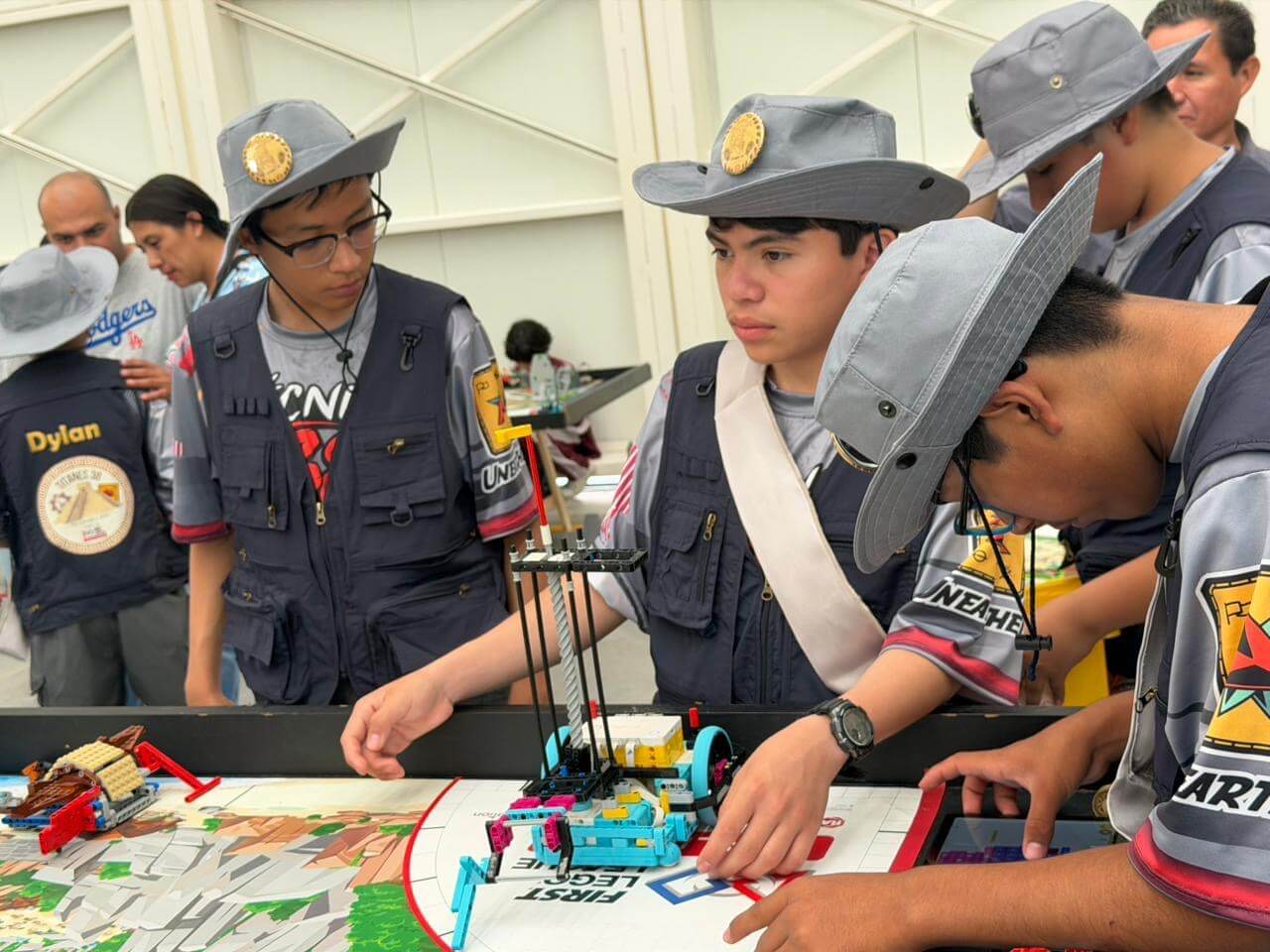 Talento estudiantil avanza a escenarios internacionales en FIRST LEGO League 2025–2026