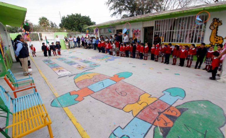 SEG refuerza permanencia escolar, educación inicial e infraestructura en Villagran