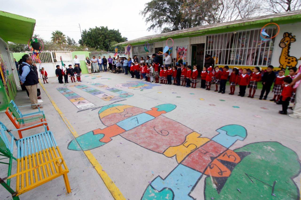 SEG refuerza permanencia escolar, educación inicial e infraestructura en Villagran