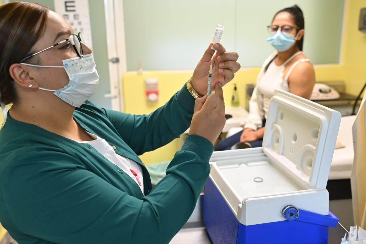 Aplica IMSS Guanajuato más de 186 mil dosis de vacunas durante Semana Nacional de Salud Pública