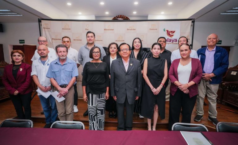Rinde protesta el Consejo del Instituto de Arte y Cultura de Celaya