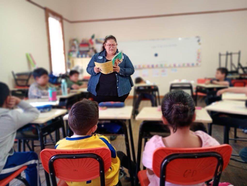 Más de 586 mil estudiantes de primaria recibirán útiles escolares y mochila gratuitos para el nuevo ciclo escolar