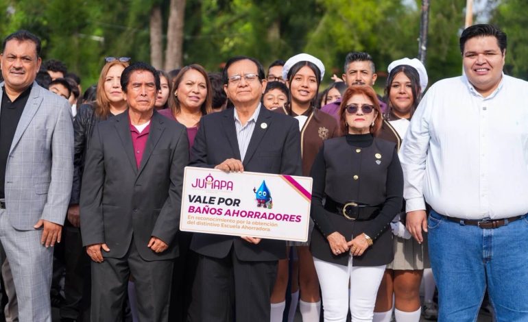 Reciben distintivos “Escuela Ahorradora” 9 escuelas de Celaya