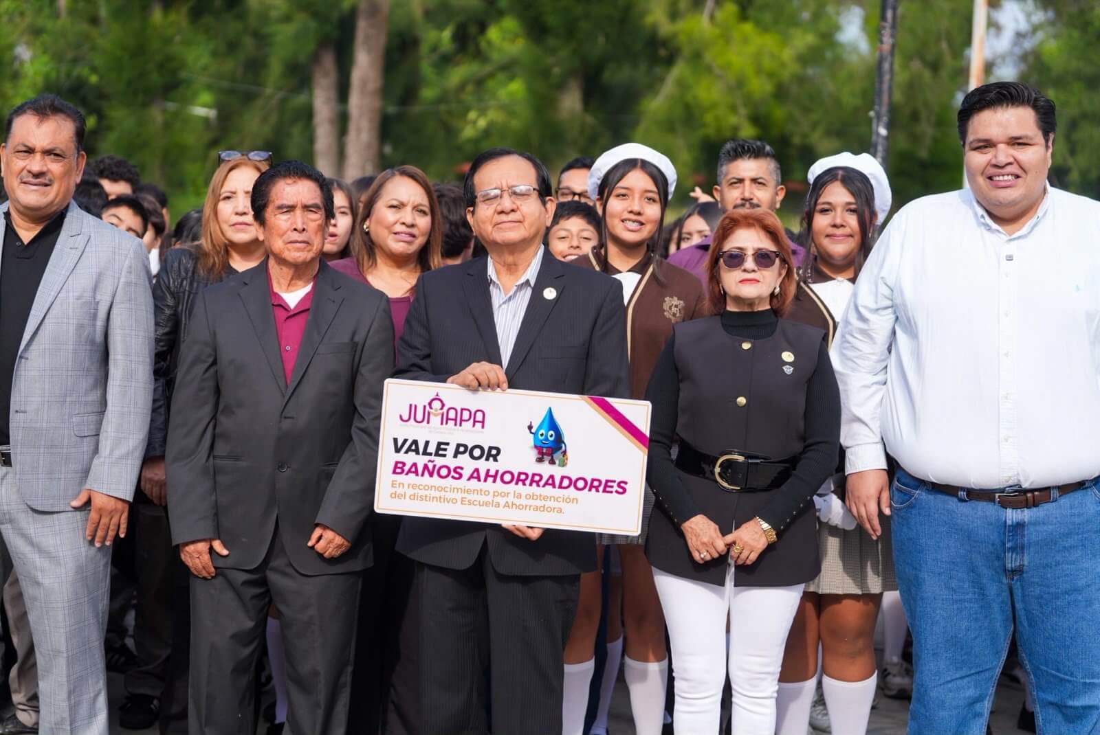 Reciben distintivos “Escuela Ahorradora” 9 escuelas de Celaya