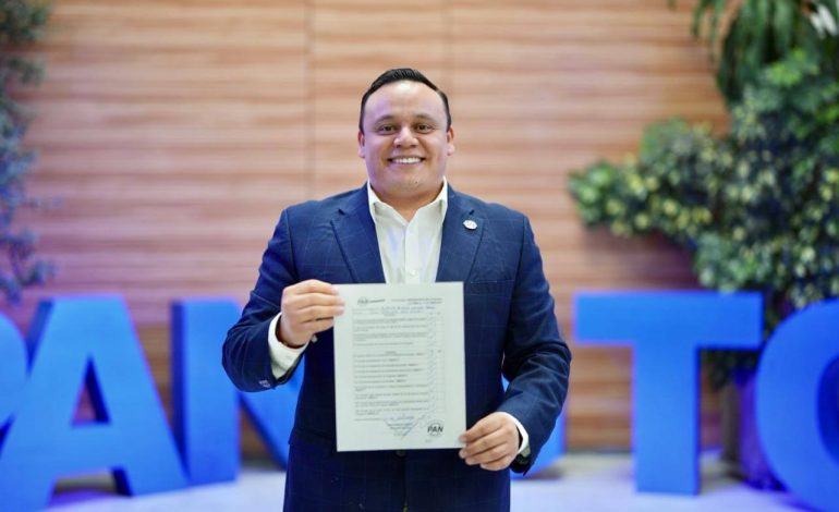 Toño Navarro entra en la contienda
