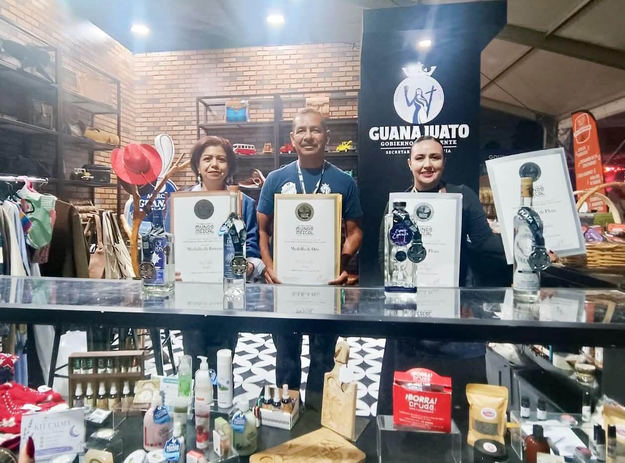 Guanajuato conquista medallas en la 2da. edición de Mundo Mezcal
