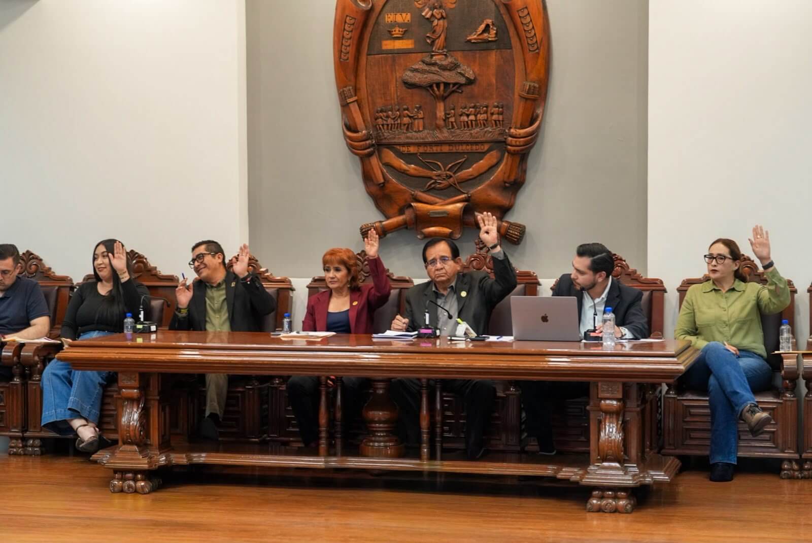 Aprueban iniciativa de Ley de Ingresos 2027 con beneficios y descuentos para los sectores vulnerables