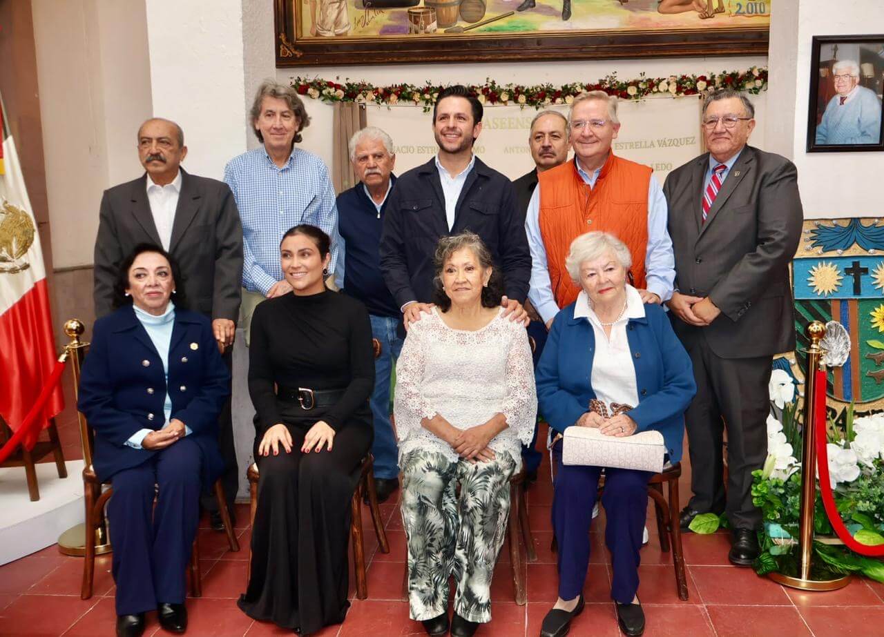 Apaseo el Grande honra a tres personajes con su inscripción en el ‘Muro de Apaseenses Ilustres’